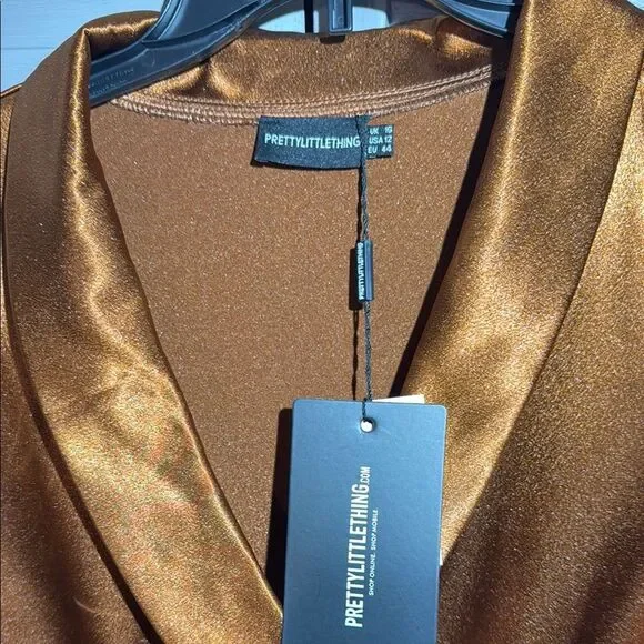 PrettyLittleThing Brown Ruched Long Sleeve Blouse - Picture 2 of 11